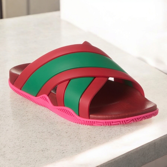 Gucci Shoes - GUCCI WEB CROSSOVER RUBBER SANDAL RED/GREEN SIZE 8